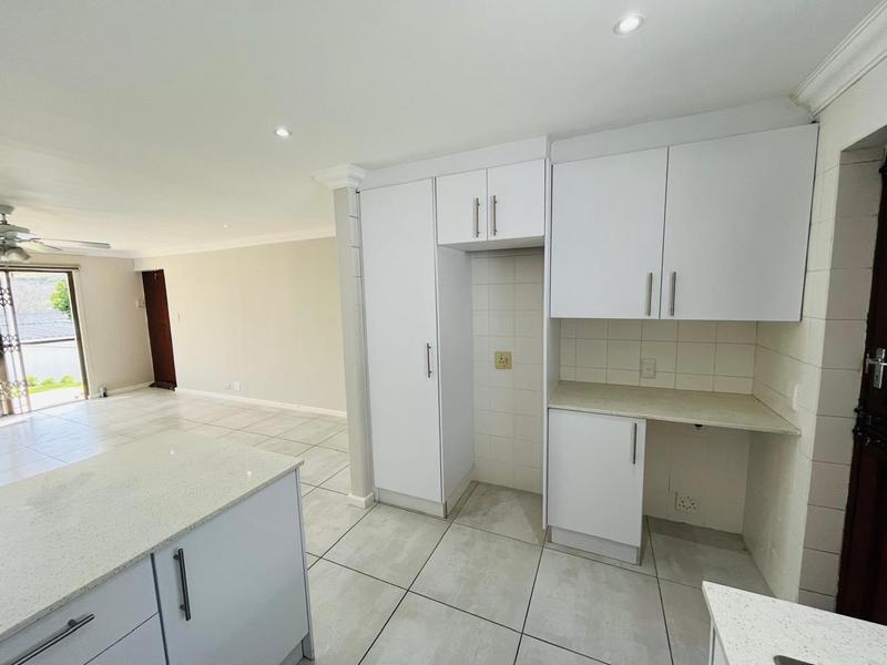 To Let 2 Bedroom Property for Rent in Protea Valley Western Cape